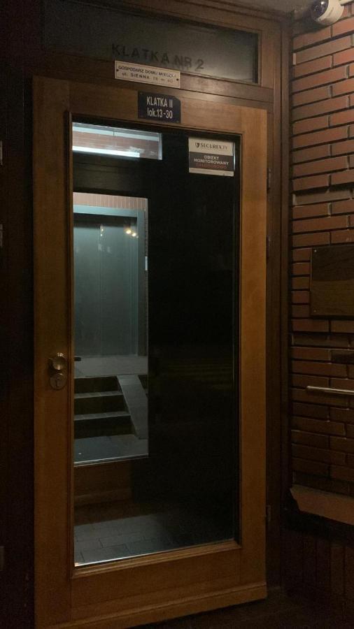 דירות ורשה Apartament Twarda מראה חיצוני תמונה